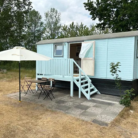 Tiny House *